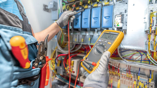  Cleburne, TX Electrician Pros